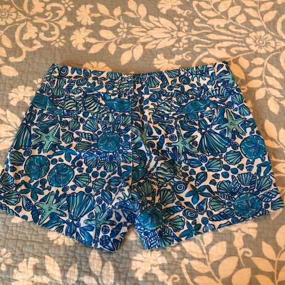Lily Pulitzer Callahan shorts - Picture 3 of 3